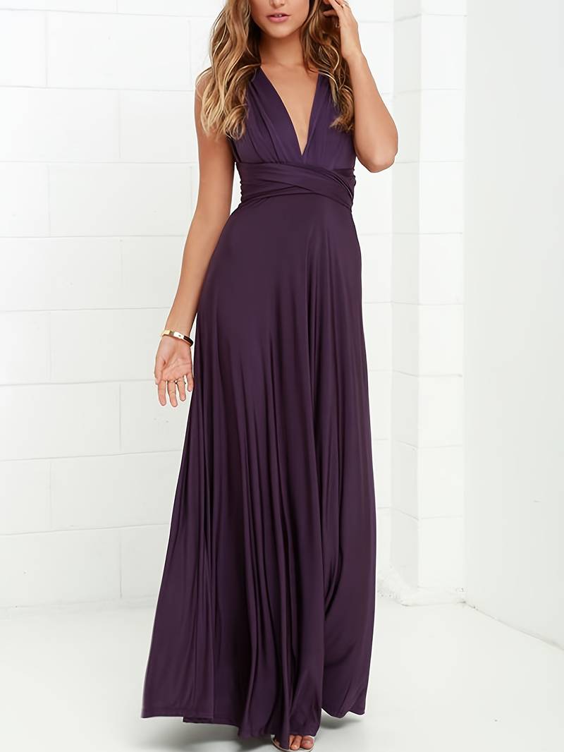 "Abito maxi elegante con vestibilità fluida e stile sofisticato, perfetto per ogni occasione, ideale per la donna moderna."