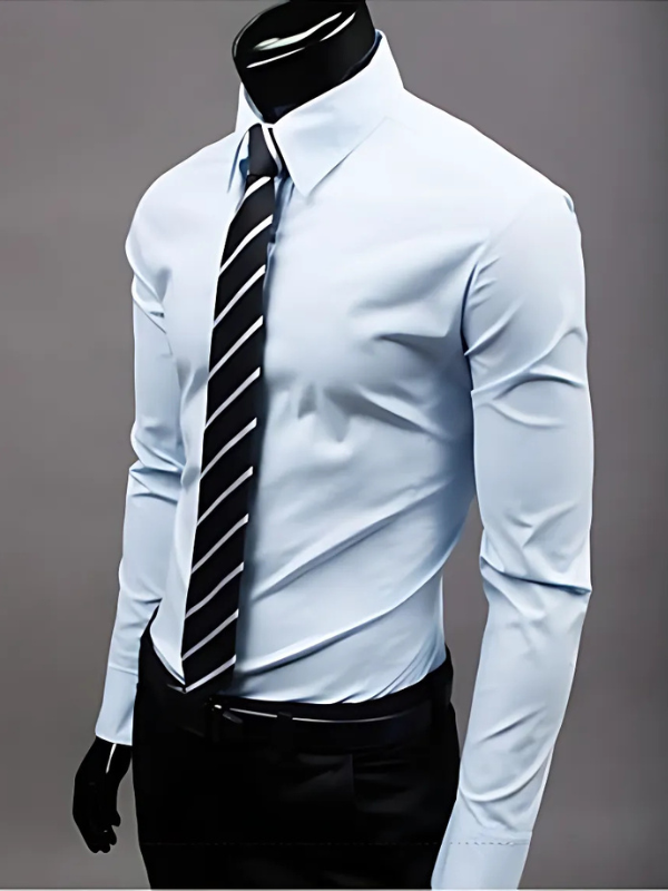 Camicia uomo slim fit azzurro cielo, manica lunga, elegante e moderna, ideale per look formali e casual.