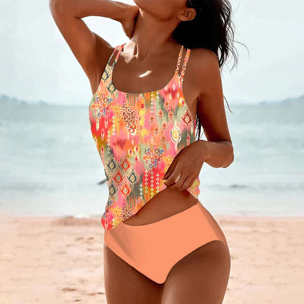 "Costume intero boho donna, colori vivaci, design accattivante, vestibilità lusinghiera, stile e comfort estivo."