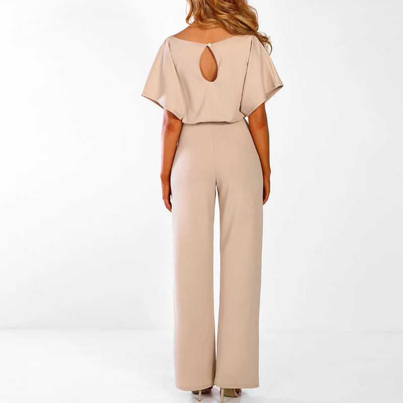 "Jumpsuit donna elegante beige con cintura, design chic e sofisticato, perfetta per eventi formali o casual."