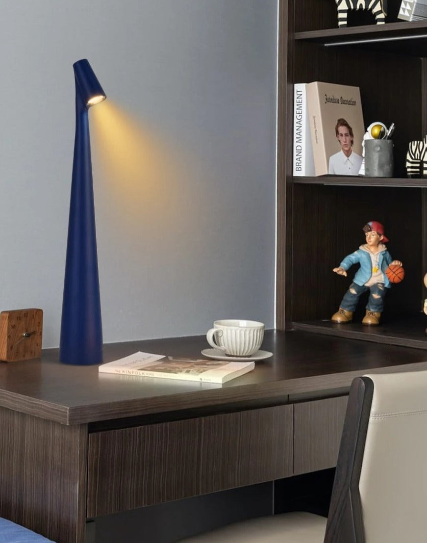 "Lampada da tavolo moderna ricaricabile, struttura snella in metallo, luce LED regolabile, colori: nero, marrone, grigio, ros