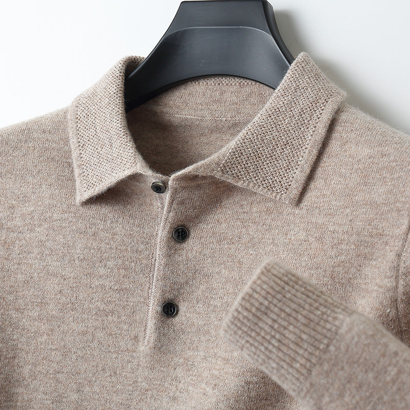 "Polo uomo cashmere elegante grigio, tessuto morbido, taglio moderno, ideale per look formali e casual."
