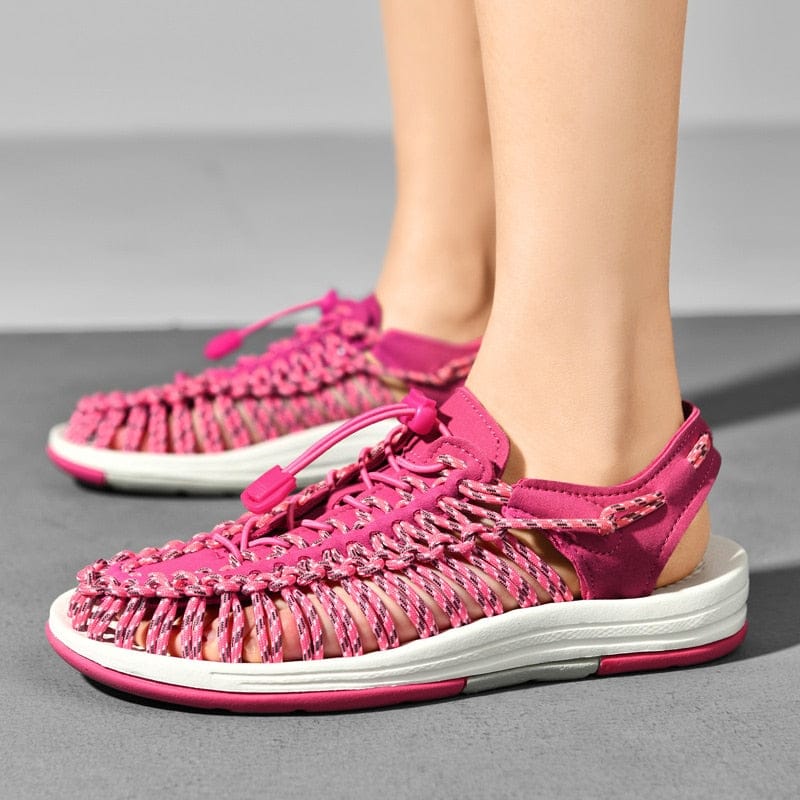 Sandali unisex leggeri, traspiranti, grigi, con cinghie regolabili, ideali per avventure estive all'aperto.