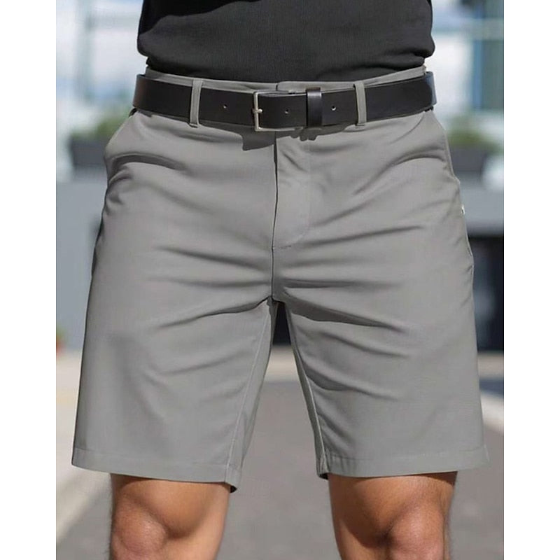 "Shorts uomo estivi comodi, tessuto leggero e taglio moderno, ideali per look casual e giornate calde."