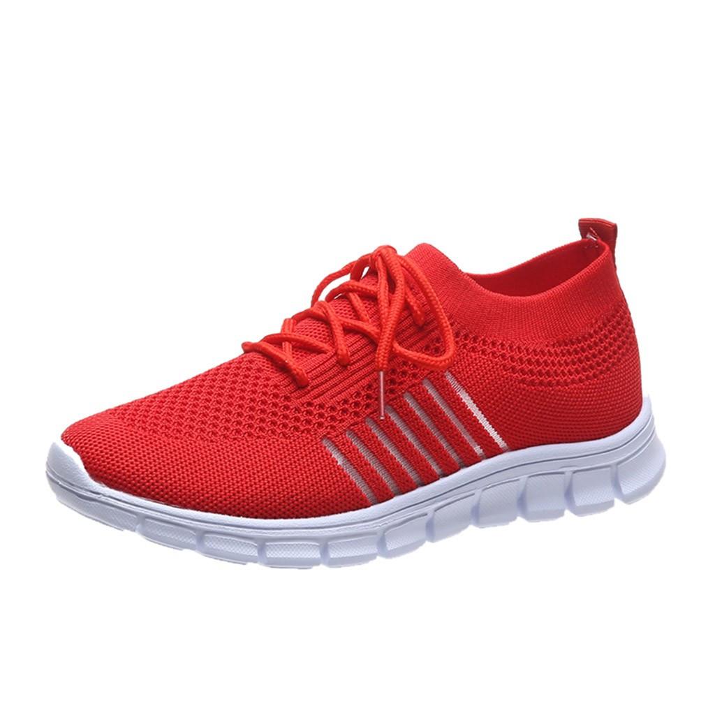 "Sneakers donna eleganti in mesh beige, traspiranti e leggere, con suola ammortizzante e design moderno per ogni occasione."