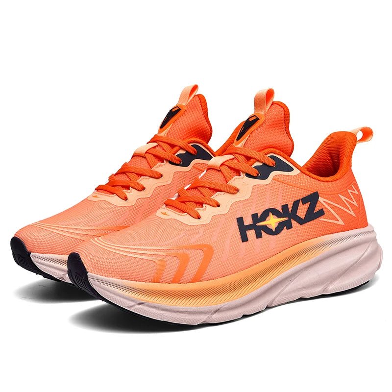 "Sneakers unisex con tecnologia SpringTech, design moderno nero, suola a molla visibile, ideali per sport e attività quotidia