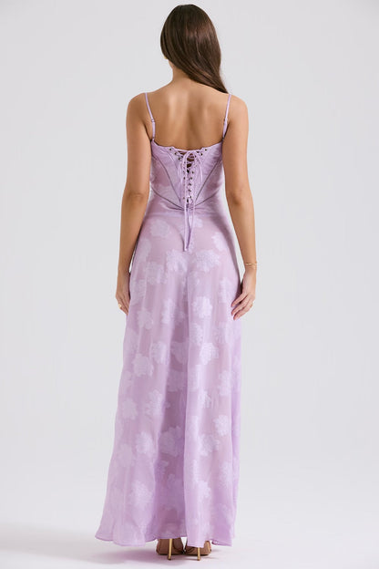 "Abito donna in pizzo lamé rosa semi-trasparente con motivi floreali e spalline rouleau, elegante per eventi glamour."