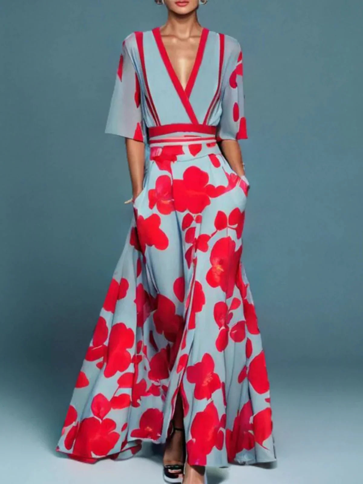 "Abito elegante donna in cotone, maniche raffinate, stile sofisticato, silhouette esaltata, perfetto per ogni occasione."