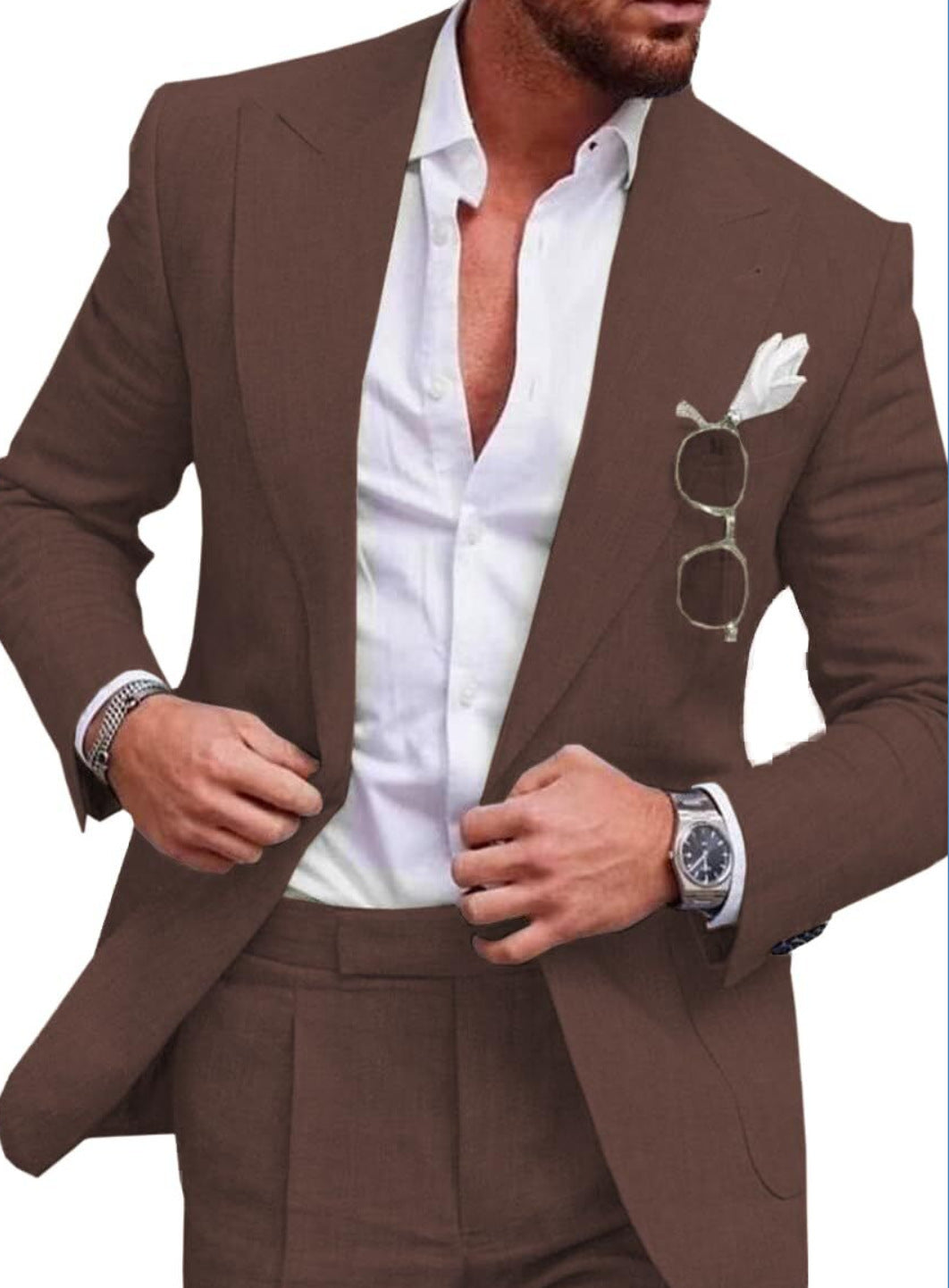 "Abito elegante uomo in misto lino beige, adatto per stagione calda, layout moderno e comfort traspirante"
