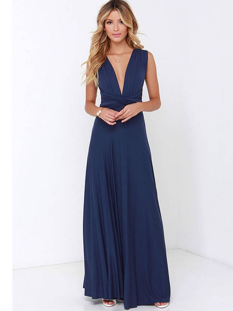 "Abito maxi elegante con vestibilità fluida e stile sofisticato, perfetto per ogni occasione, ideale per la donna moderna."