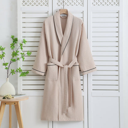 "Accappatoio in cotone bianco a nido d'ape unisex, design kimono con cintura, comfort per relax e stagioni calde."