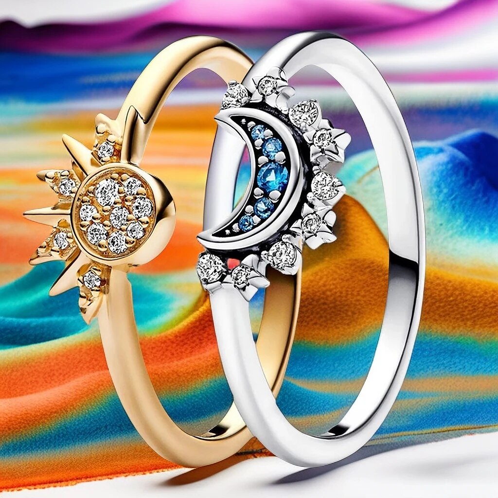 Anello in argento 925 per donna con cristallo, design sole e luna; elegante, celestiale; stile sofisticato, lucente.