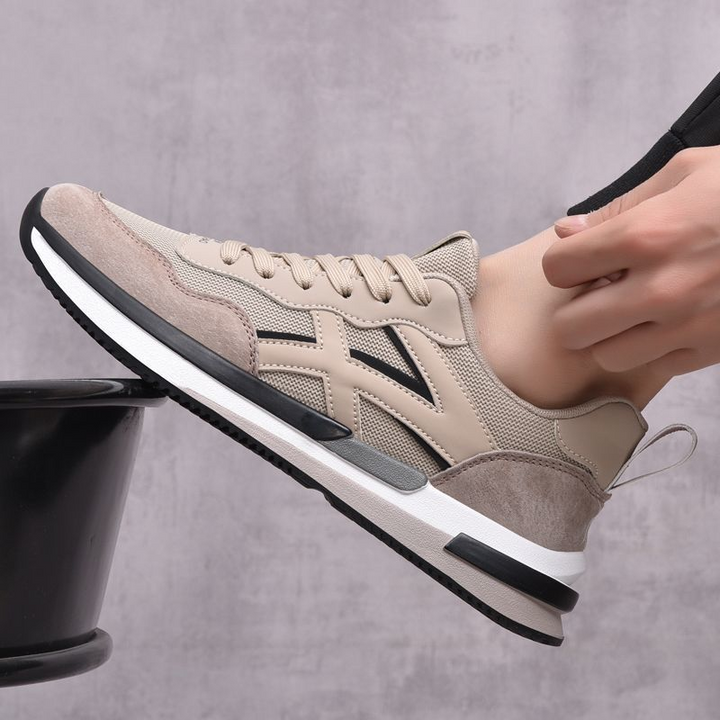 Men's lightweight & breathable Apollo di Roma comfort shoes, ideal for daily activities.