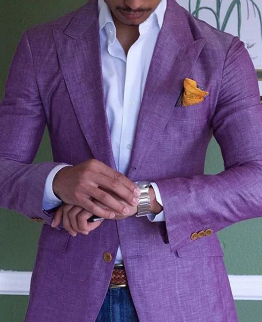 "Blazer da uomo elegante in vari colori, nero blu rosso, taglio moderno, tessuto alta qualità, look sofisticato."