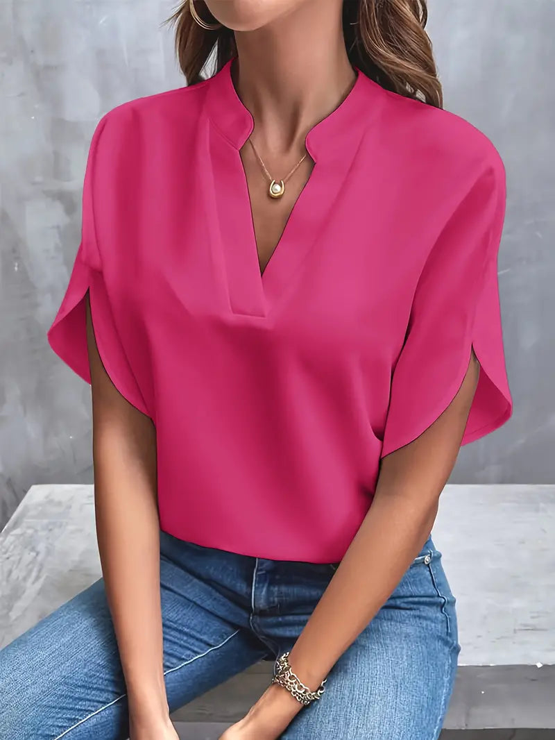 "Blusa leggera donna V-neck, colori vivaci, design elegante, perfetta per la primavera, moda eco-consapevole, comfort elevato