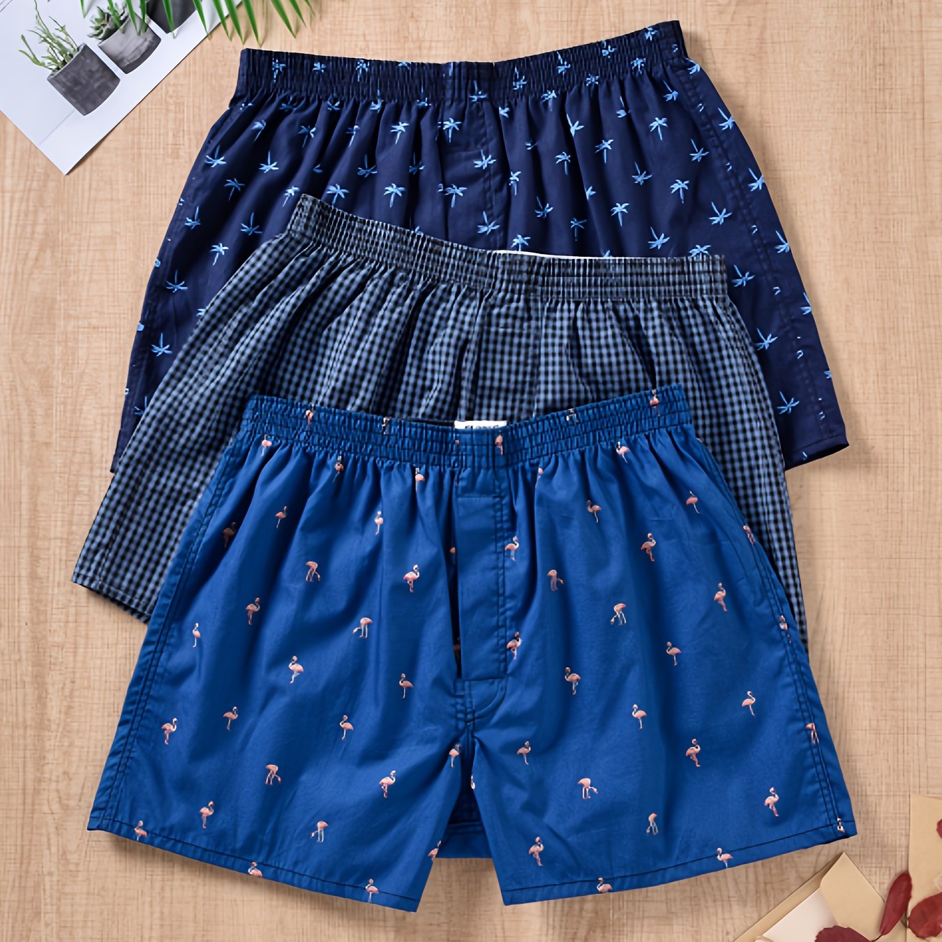 "Boxer da uomo in cotone 100% con stampa vegetale moderna, morbidi e traspiranti, perfetti per comfort quotidiano."