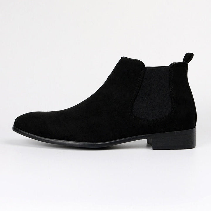Black men's everyday wear boots, versatile comfort footwear with rubber sole for casual look.