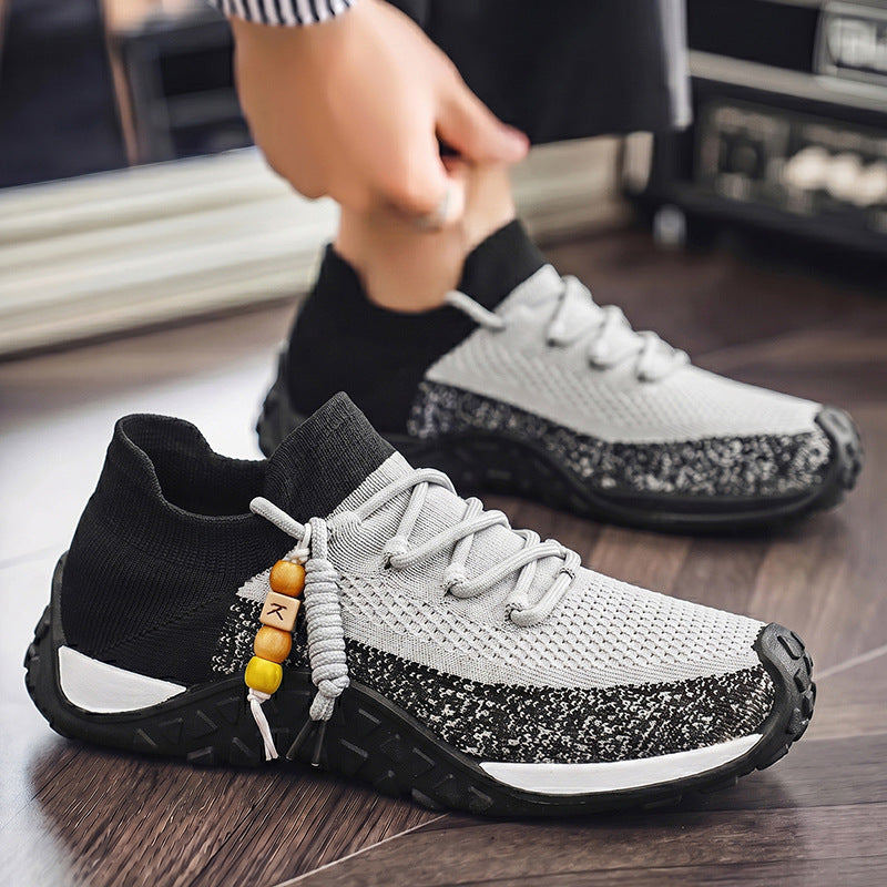 Gray mens lightweight sneakers, perfect for everyday comfort & urban style.