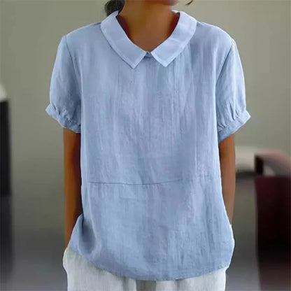 "Camicetta estiva donna lino cotone, design a maniche corte, colletto classico, blu, perfetta per look casual e raffinati."