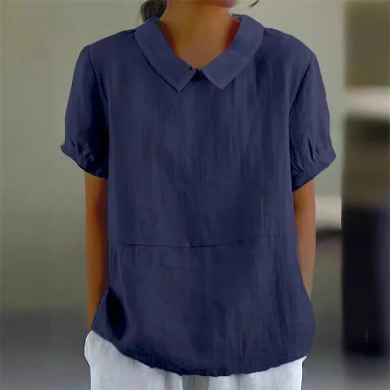 "Camicetta estiva donna lino cotone, design a maniche corte, colletto classico, blu, perfetta per look casual e raffinati."
