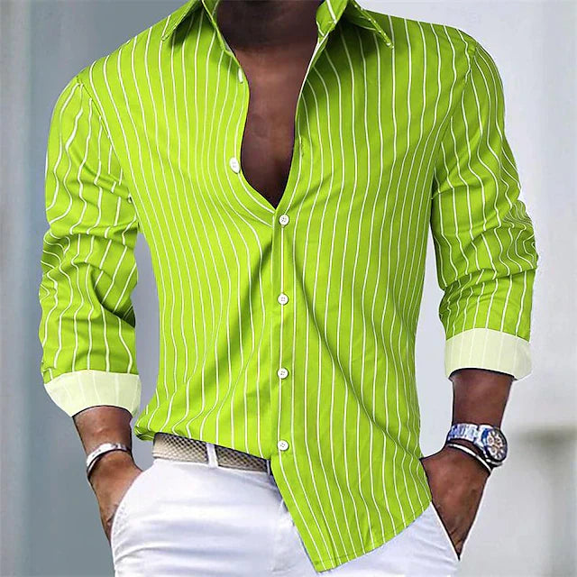 "Camicia a righe uomo classica, colori vivaci, blu e rosso, design elegante e moderno, ideale per look casual ed eleganti."
