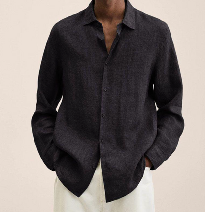 "Camicia classica uomo in lino bianco, maniche lunghe, traspirante e leggera, perfetta per look estivi eleganti e versatili."