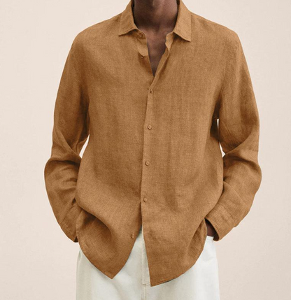 "Camicia classica uomo in lino bianco, maniche lunghe, traspirante e leggera, perfetta per look estivi eleganti e versatili."