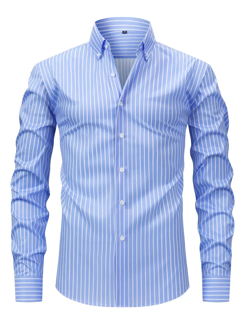 "Camicia uomo cotone righe eleganti, sfondo bianco con righe blu, vestibilità comoda, versatile per ogni occasione."