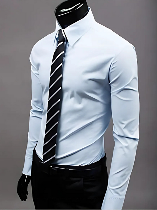 Camicia uomo slim fit azzurro cielo, manica lunga, elegante e moderna, ideale per look formali e casual.