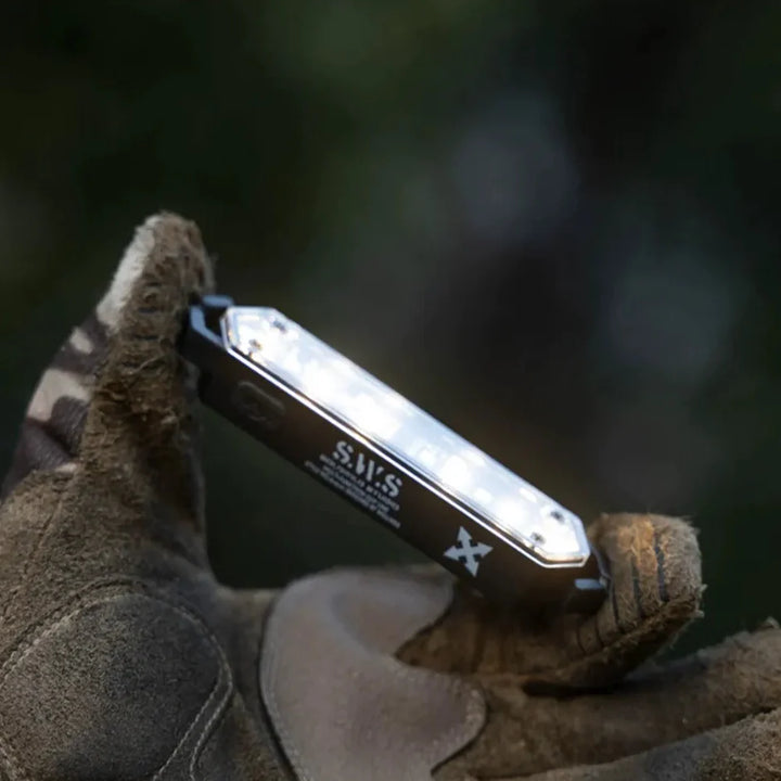 Durable outdoor lighting rope, rechargeable via Type-C, with quick-release buckles