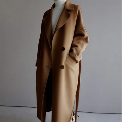 Cappotto classico donna in lana morbida, elegante e caldo, ideale per l'autunno/inverno, con fodera setosa e design senza tem