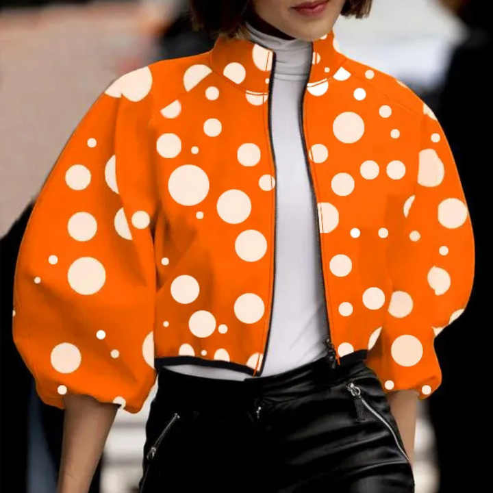 Stylish women's modern short jacket, ideal for daily wear. A chic, versatile seasonal outerwear piece.
