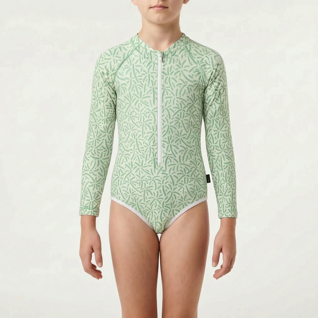 Easy-wear long-sleeve swimsuit for kids, quick-dry fabric, ideal for sun-safe water play.
