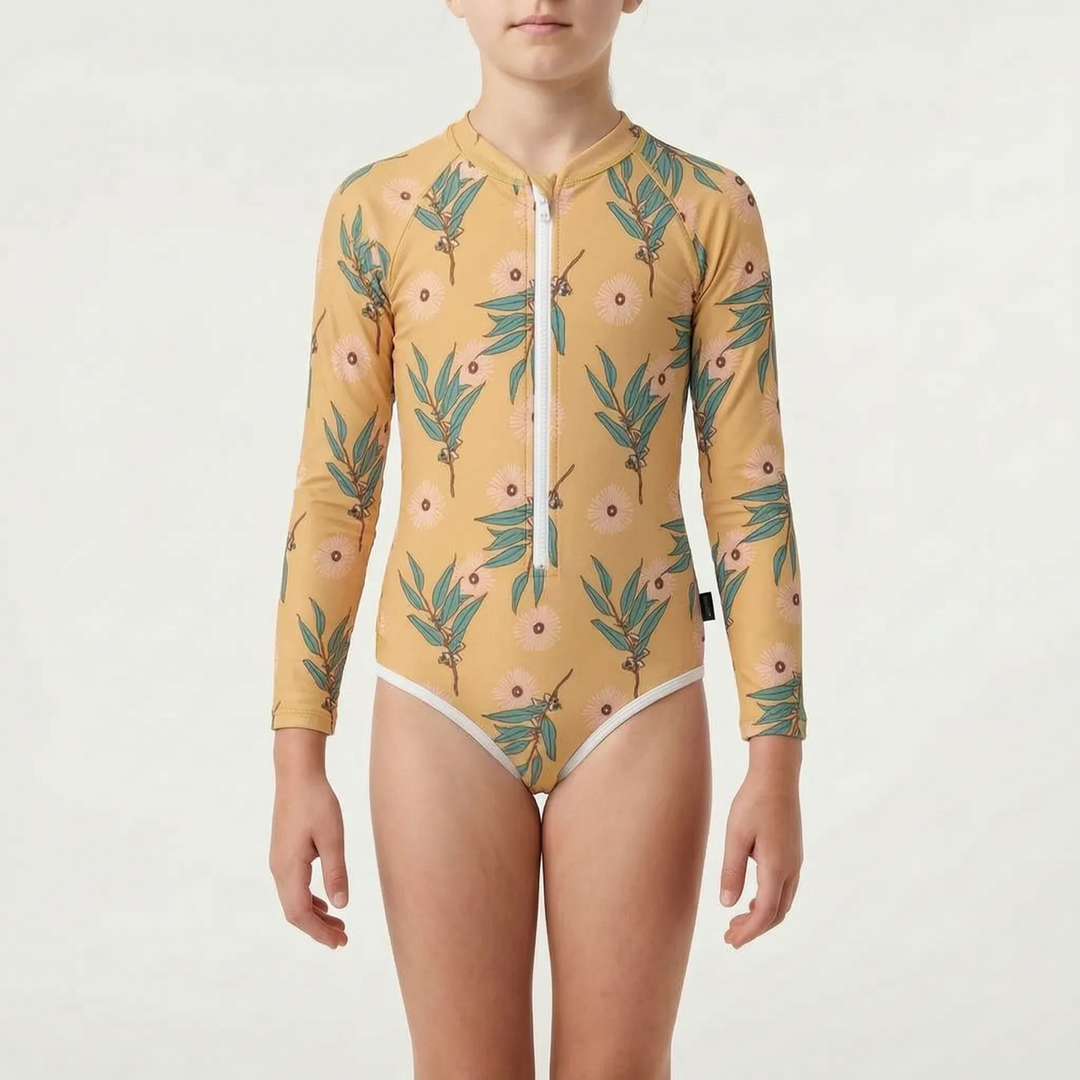 Summer fun long-sleeve swimsuit for kids, providing excellent sun protection and comfort.