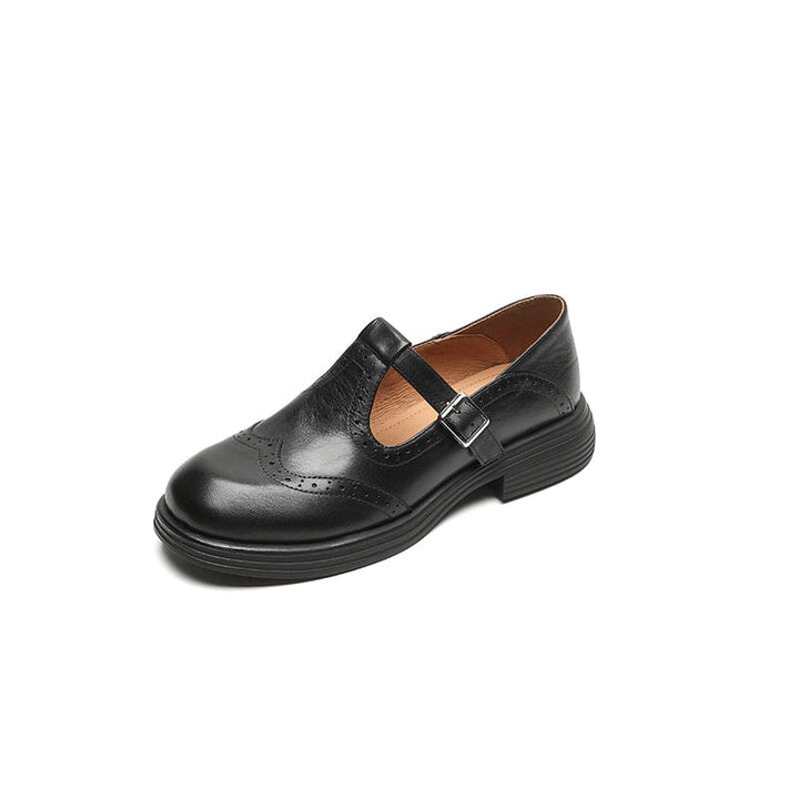 Stylish women's Mary Jane comfort flats, ideal for versatile everyday wear.