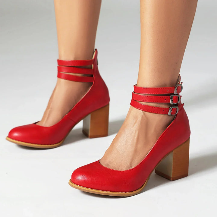 Versatile women's dress shoes: strappy block heels ideal for parties and evenings.