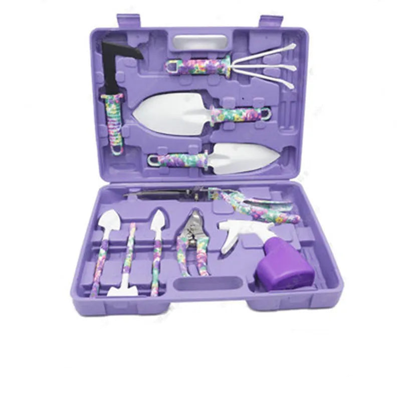 Complete 10-piece gardening tool kit, ideal for beginners or experienced gardeners. Essential for all home garden needs.