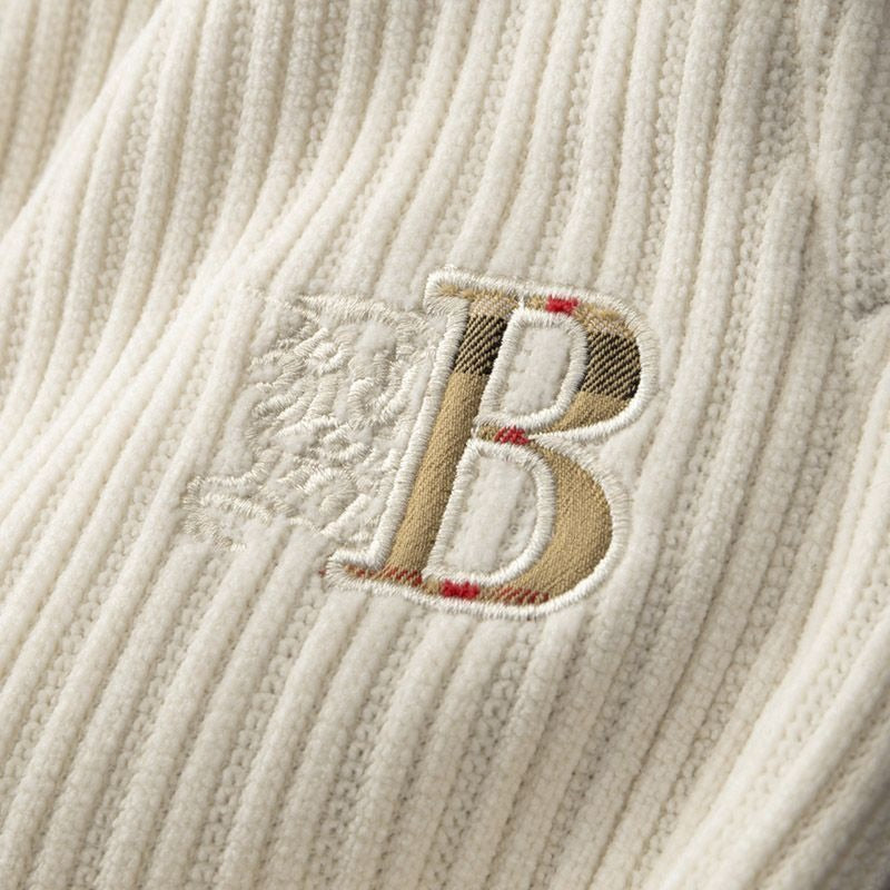 Comfortable men's drawstring trousers in creamy white, a versatile cotton blend for casual elegance.