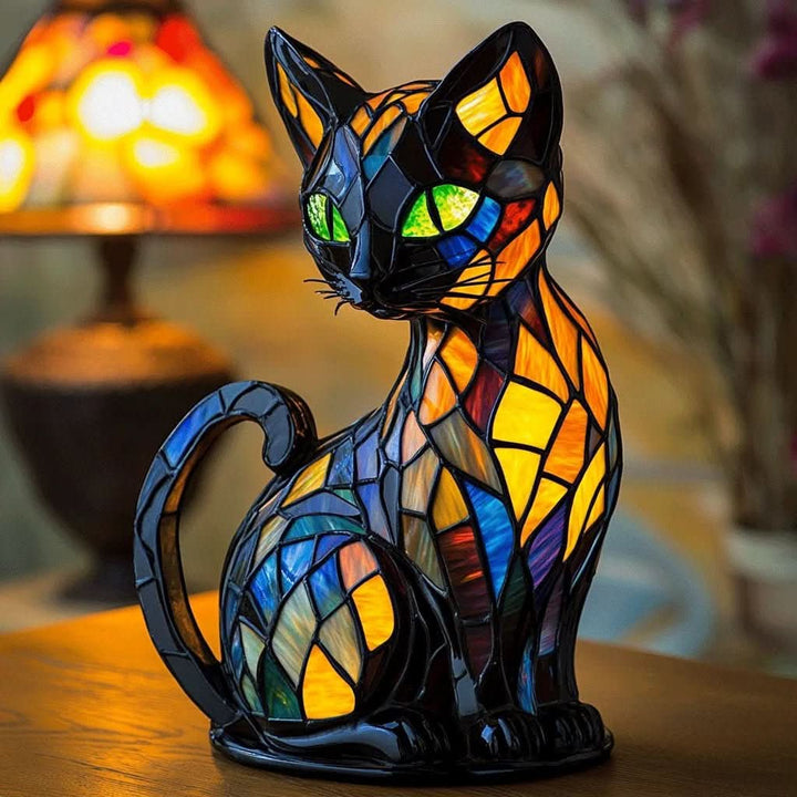 Cute silicone cat LED night light for kids' rooms. Touch control, portable lamp creating gentle, ambient lighting.
