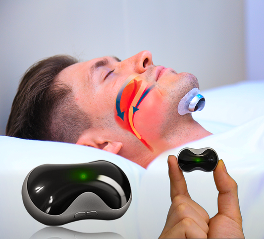 "Dispositivo anti-russamento con elettrostimolazione, design ergonomico, colore bianco e nero, migliora qualità del sonno."