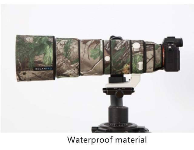 Nylon camouflage waterproof lens case, essential protective gear for any camera and lens setup.