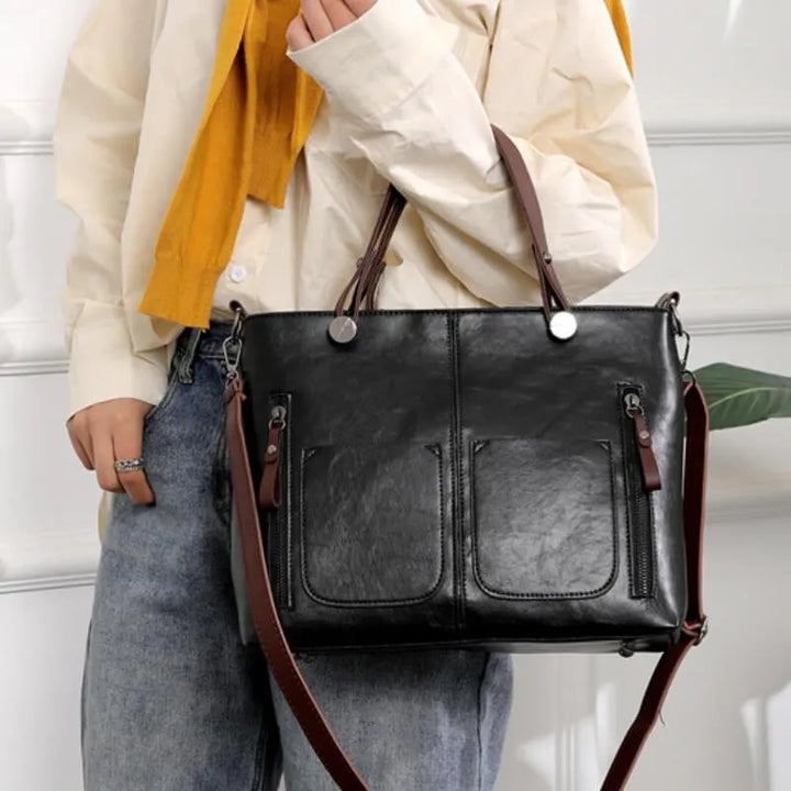 Versatile everyday tote for women. Durable shoulder bag & crossbody option, a stylish fashion accessory.
