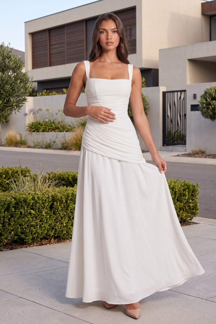 Comfortable yet elegant women's flowing maxi dress, a stylish choice for any occasion.