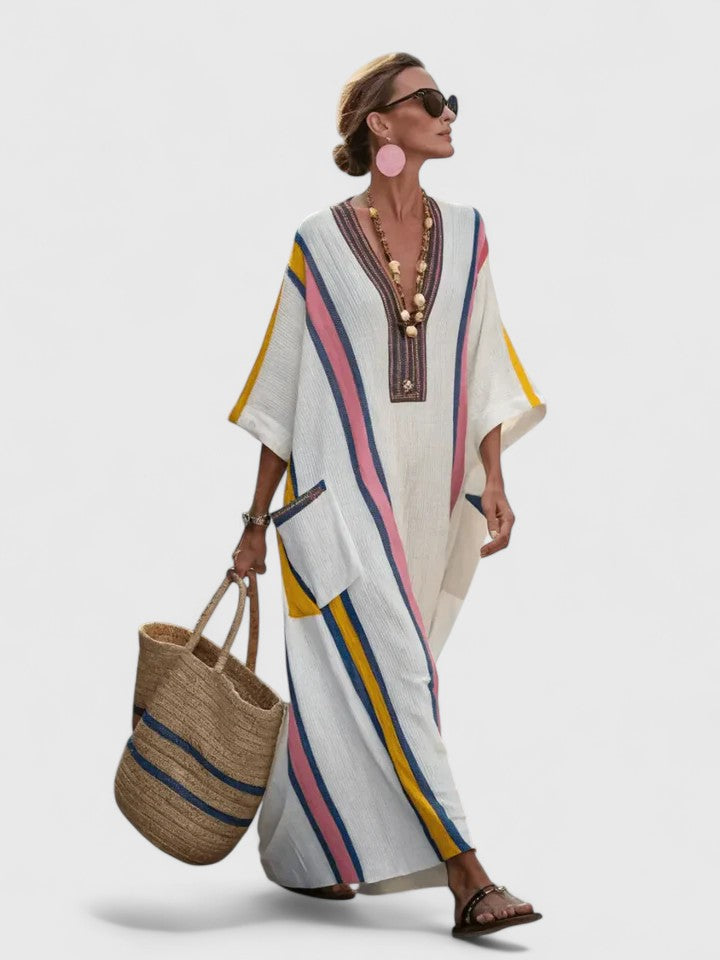 Sophisticated women's flowy maxi dress, a comfortable and elegant long dress for any occasion. Effortless style.