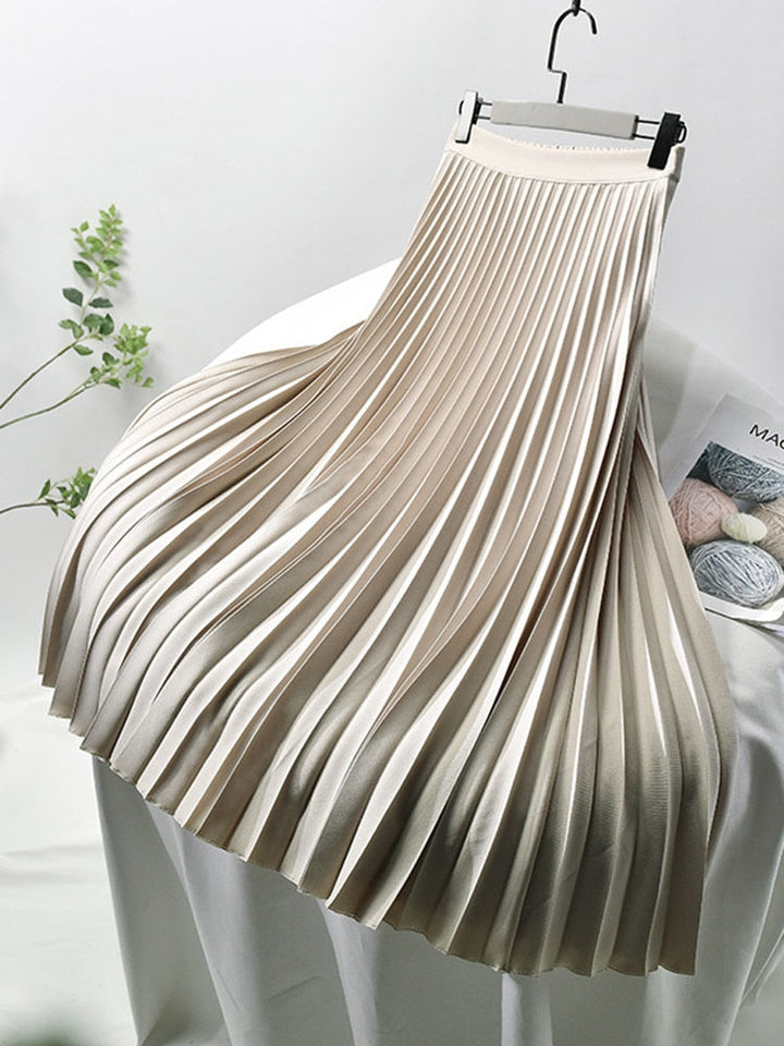 Timeless chic women's high waist pleated midi skirt, offering an elegant and sophisticated fashion statement.