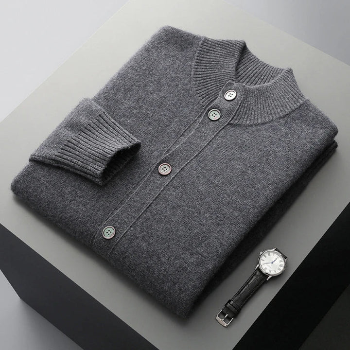 Fashionable women's knit cardigan. Sophisticated long-sleeve layering knitwear, elegant and versatile.