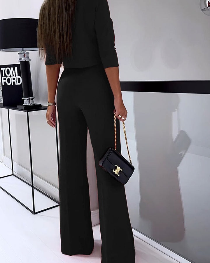 Versatile women's elegant two-piece outfit, ideal for office attire or sophisticated evening wear, a modern fashion statement.