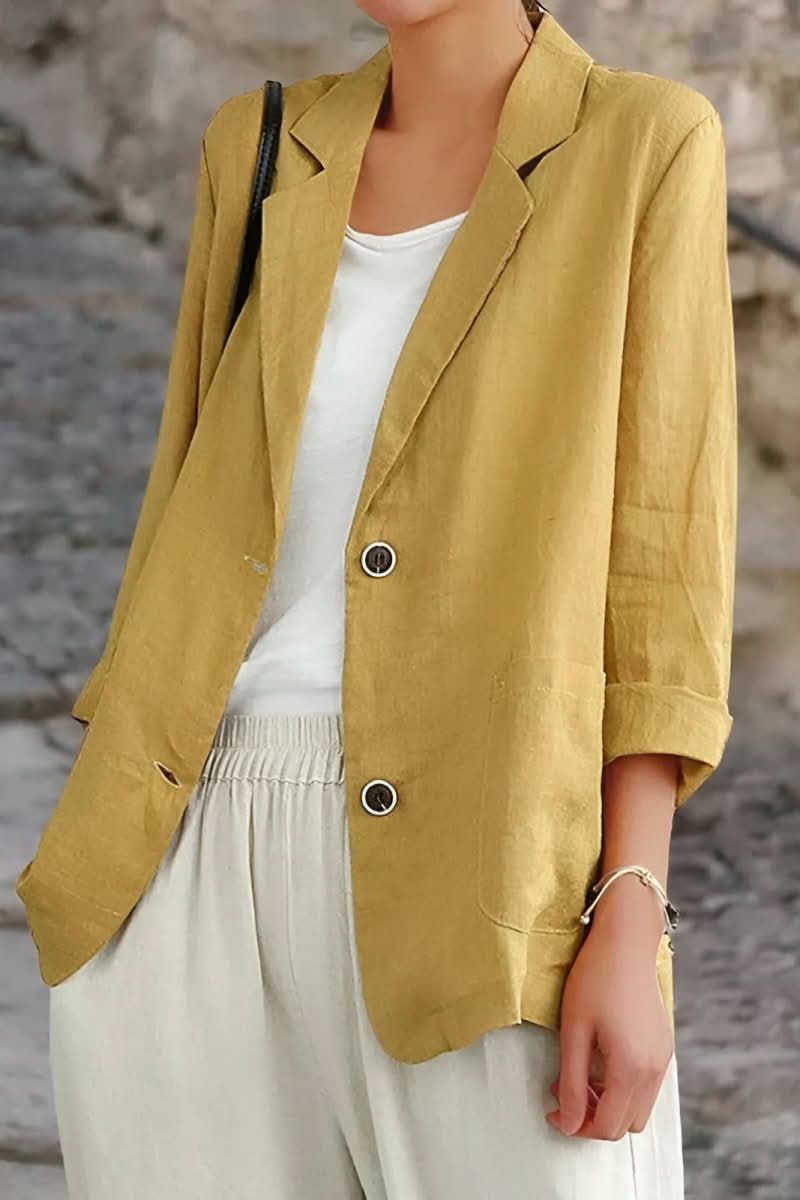 Versatile women's tailored blazer, ideal for office wear, formal events, or a modern chic statement piece.