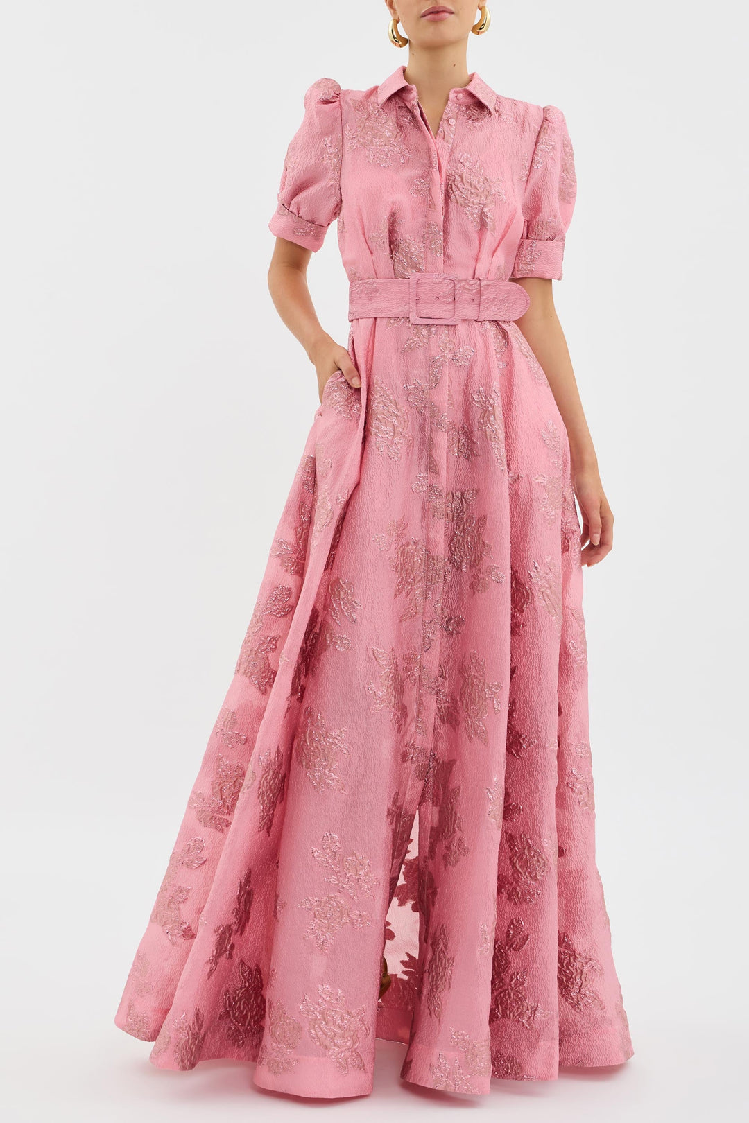 Chic women's midi dress with stylish puff sleeves. An elegant choice for parties, formal events, or a sophisticated special occasion.