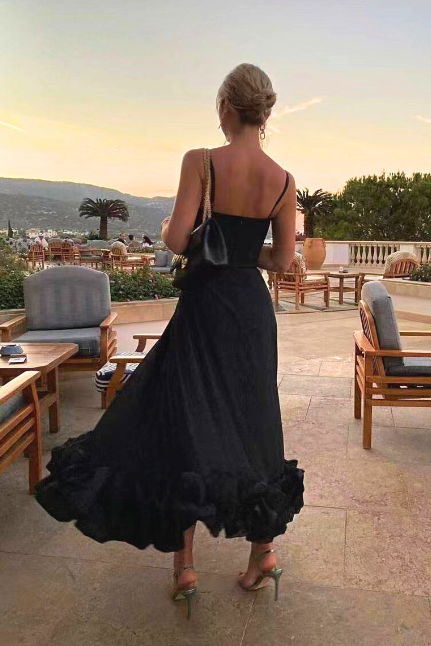 Chic scoop neck ruffle hem maxi dress for women, ideal as a wedding guest or evening gown.